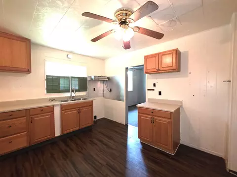 Kitchen - 639 S Pine St, Centralia, IL 62801 photo 7 of 7