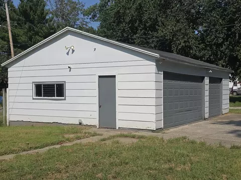 Other - 639 S Pine St, Centralia, IL 62801 photo 34 of 38