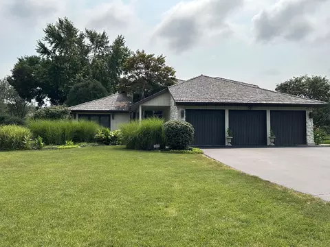 700 Westridge Rd, Joliet, IL 60431