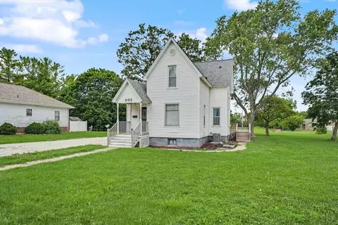 Other - 905 E Pells St, Paxton, IL 60957 photo 3 of 5