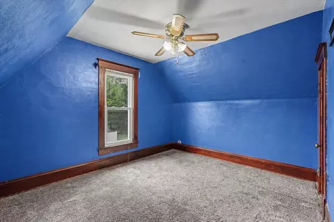 Bedroom - 905 E Pells St, Paxton, IL 60957 photo 4 of 8