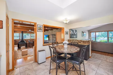 513 W Division St, Itasca, IL 60143 photo 7