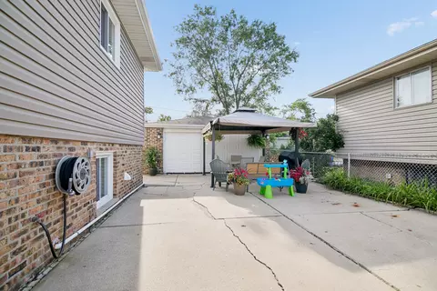 Exterior - 16472 Terry Ln, Oak Forest, IL 60452 photo 5 of 7