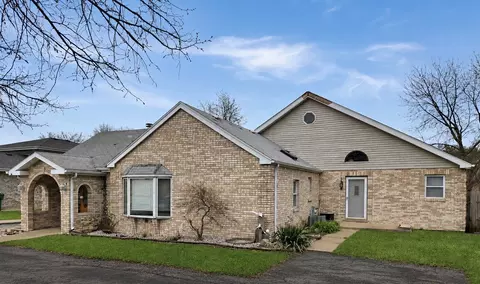 16621 84th Ave, Tinley Park, IL 60477