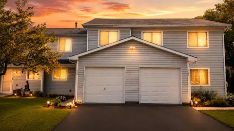 Exterior - 523 Alton Ct, Carol Stream, IL 60188 photo 2 of 7