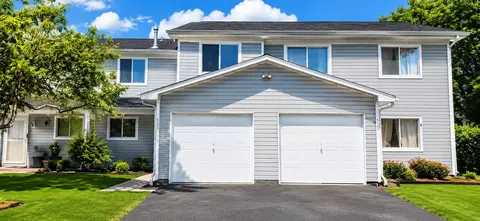 523 Alton Ct, Carol Stream, IL 60188