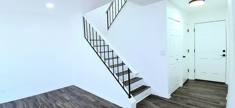 Other - 523 Alton Ct, Carol Stream, IL 60188 photo 5 of 9