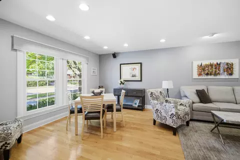 Dining - 301 Earls Ct, Deerfield, IL 60015 photo 1 of 4