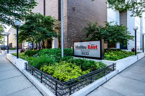 6033 N Sheridan Rd #31M, Chicago, IL 60660