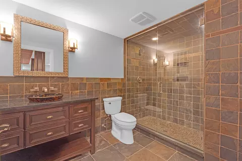 Bath - 12408 Lajunta Ct, Mokena, IL 60448 photo 7 of 7