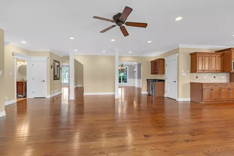 Living - 12408 Lajunta Ct, Mokena, IL 60448 photo 2 of 7