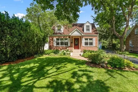 725 N County Line Rd, Hinsdale, IL 60521