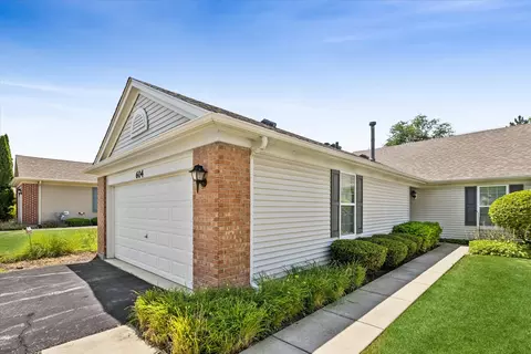 604 S Curran Rd, Round Lake, IL 60073
