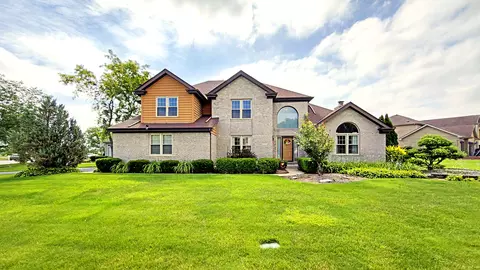 21203 Old North Church Rd, Frankfort, IL 60423