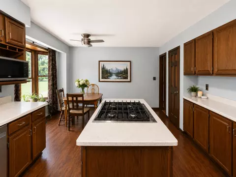 Kitchen - 43 Chiswick Cir, Bloomington, IL 61704 photo 5 of 5