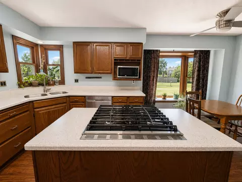 Kitchen - 43 Chiswick Cir, Bloomington, IL 61704 photo 4 of 5
