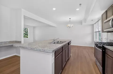 Kitchen - 967 Celebration Dr, Aurora, IL 60504 photo 4 of 5