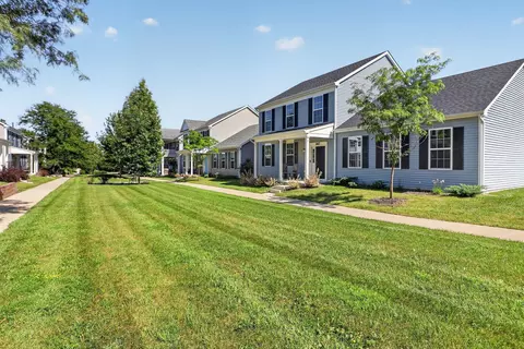 Exterior - 967 Celebration Dr, Aurora, IL 60504 photo 3 of 4