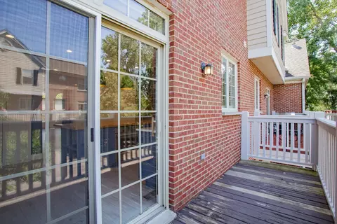 Exterior - 725 Prestwick Ln, Wheeling, IL 60090 photo 4 of 4