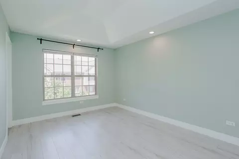 Bedroom - 725 Prestwick Ln, Wheeling, IL 60090 photo 3 of 6
