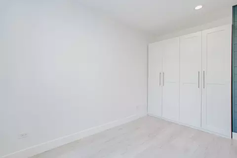 Bedroom - 725 Prestwick Ln, Wheeling, IL 60090 photo 1 of 6