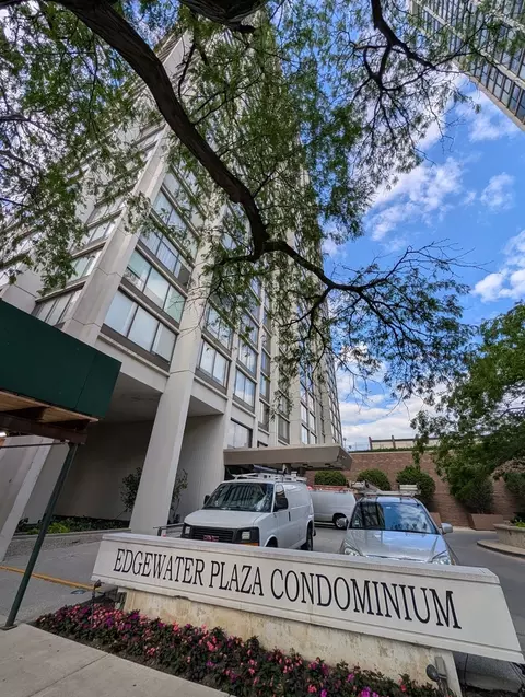 5455 N Sheridan Rd #3103, Chicago, IL 60640
