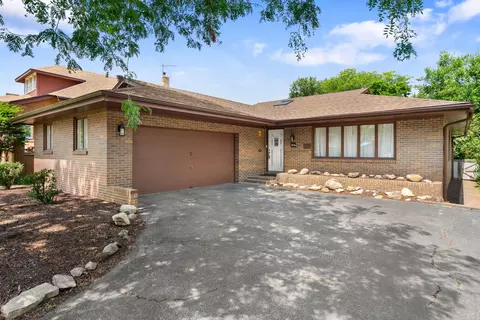 7856 45th Pl, Lyons, IL 60534