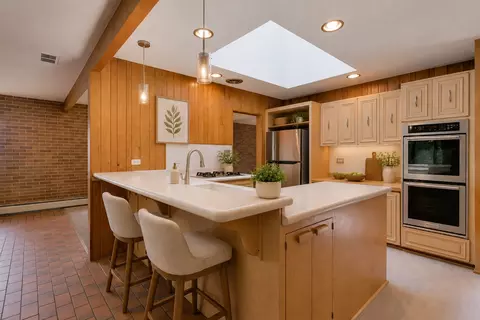Kitchen - 7856 45th Pl, Lyons, IL 60534 photo 1 of 4