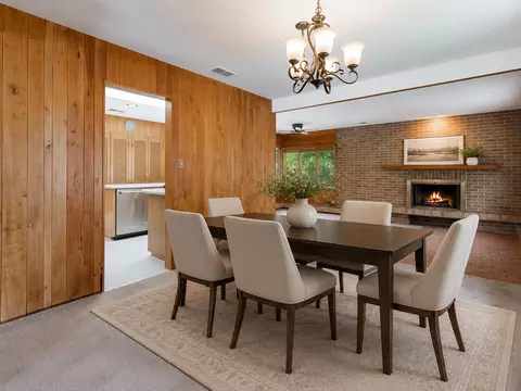 Dining - 7856 45th Pl, Lyons, IL 60534 photo 1 of 3