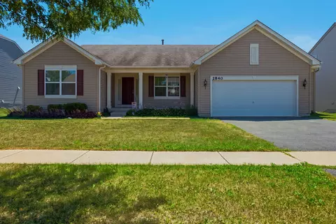 2840 Haydn St, Woodstock, IL 60098