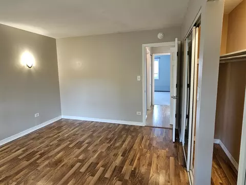 Bedroom - 9358 Golf Rd #3B, Des Plaines, IL 60016 photo 3 of 4