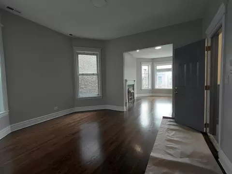 Living - 432 E 45th Pl, Chicago, IL 60653 photo 9 of 12