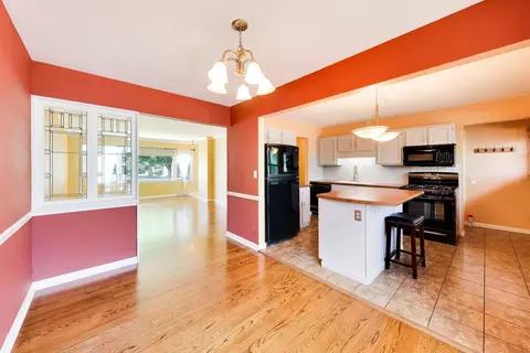 Other - 1081 Willson Dr, Des Plaines, IL 60016 photo 3 of 12
