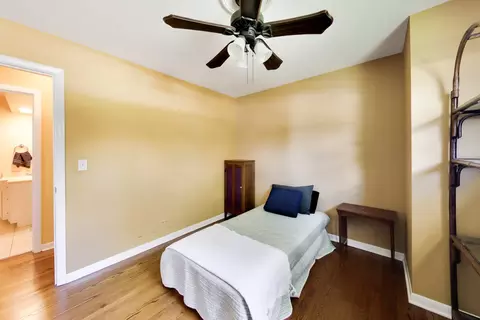 Bedroom - 1081 Willson Dr, Des Plaines, IL 60016 photo 4 of 5