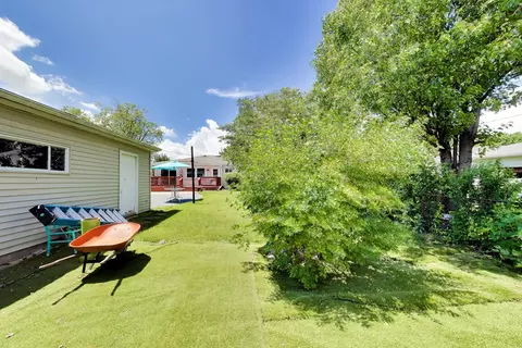 Exterior - 1081 Willson Dr, Des Plaines, IL 60016 photo 7 of 9