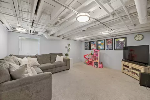 Other - 402 Crescent St, Wheaton, IL 60187 photo 3 of 3