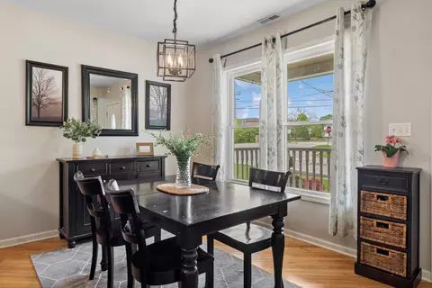 Dining - 402 Crescent St, Wheaton, IL 60187 photo 1 of 3