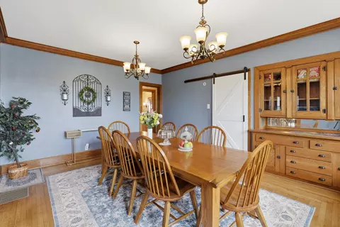 Dining - 973 E 2500 North Rd, Ashkum, IL 60911 photo 2 of 2