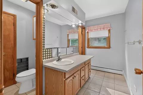 Bath - 1500 E State Route 71, Ottawa, IL 61350 photo 1 of 3
