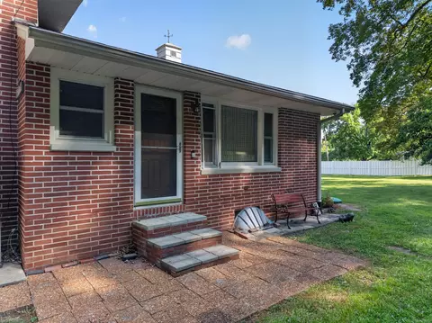 Exterior - 1500 E State Route 71, Ottawa, IL 61350 photo 3 of 12