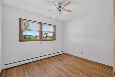 Bedroom - 1500 E State Route 71, Ottawa, IL 61350 photo 3 of 5