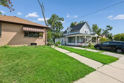 Exterior - 13 High Rd, Cary, IL 60013 photo 5 of 5