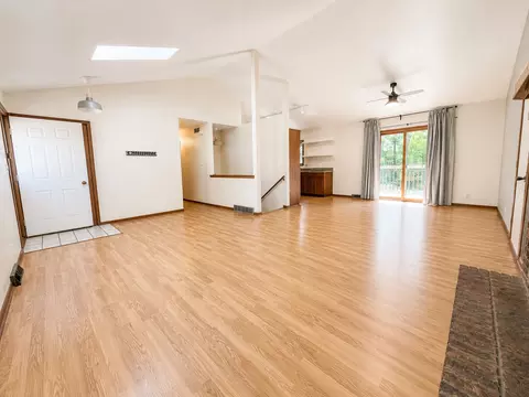 Living - 6615 W Gate Ct, Roscoe, IL 61073 photo 3 of 4