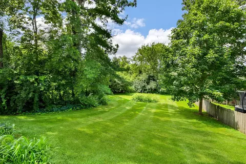 Exterior - 2230 Barger Ct, Wheaton, IL 60189 photo 5 of 8