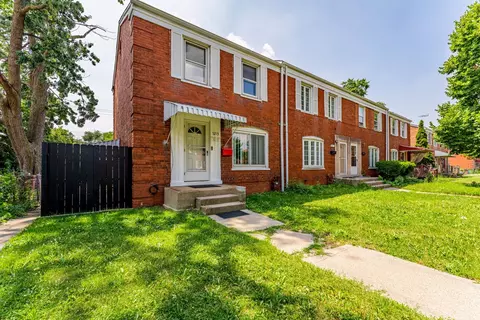 5215 W 63rd Pl, Chicago, IL 60638