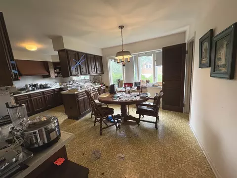 1034 W Compton Pt, Addison, IL 60101 photo 5