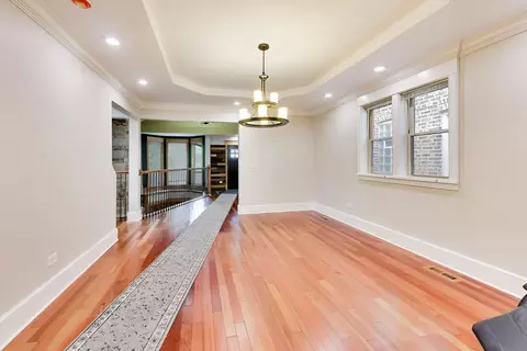 Entry Way - 2908 W Pershing Rd, Chicago, IL 60632 photo 4 of 4