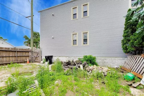Exterior - 2908 W Pershing Rd, Chicago, IL 60632 photo 6 of 7