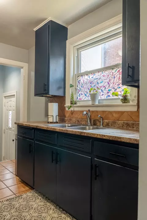 Kitchen - 2116 S 20th Ave, Broadview, IL 60155 photo 2 of 4