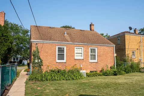 Exterior - 2116 S 20th Ave, Broadview, IL 60155 photo 2 of 6